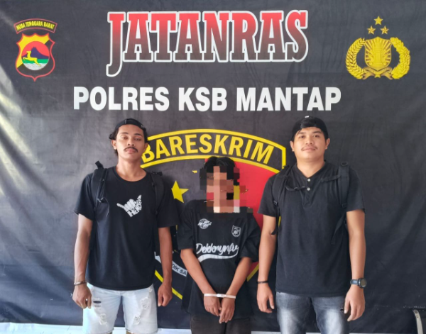 Pelaku curanmor dan penggelapan berinisial HS alias JB yang berhasil di bekuk Tim Puma Sat Reskrim Polres Sumbawa Barat