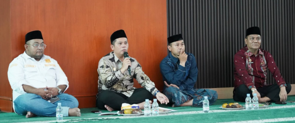 Bupati Padang Lawas bersama unsur Forkopimda dan tokoh agama saat Peringatan Isra Mi’raj Nabi Muhammad SAW dan penyambutan Ramadhan 1447 H di Masjid Agung Al-Munawwaroh. Kamis (12/2/2026).