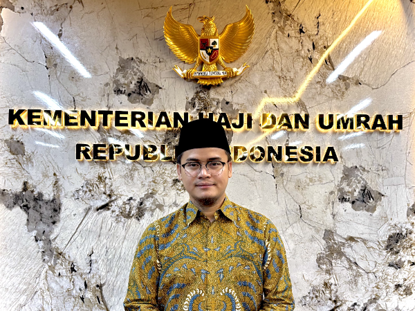 Sebanyak 6.247 jemaah umrah Indonesia telah dipulangkan dengan aman di tengah situasi Timur Tengah yang memanas. Kementerian Haji dan Umrah RI menegaskan komitmen pelindungan maksimal, meminta PPIU bertanggung jawab penuh, serta mengimbau penundaan keberangkatan hingga kondisi keamanan kawasan kembali kondusif