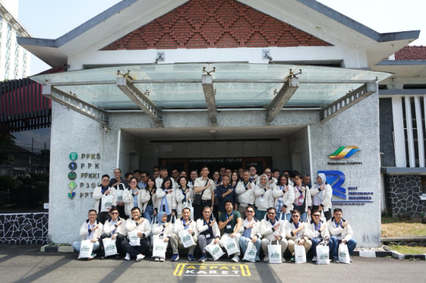 PT Riset Perkebunan Nusantara (RPN) menerima kunjungan Duke Corporate Education sebagai langkah memperkuat kolaborasi internasional dalam pengembangan kepemimpinan, inovasi, digitalisasi, dan implementasi ESG di sektor perkebunan.