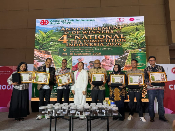 PTPN IV PalmCo meraih 14 penghargaan dalam The 4th National Tea Competition 2026, memperkuat kiprah produk teh nasional di tengah tantangan industri dan anomali cuaca.