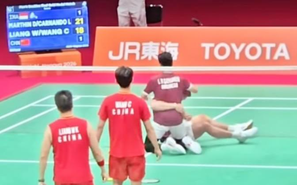 Leo Rolly Carnando/Daniel Marthin mempersembahkan medali emas ketiga bagi Indonesia pada Asian Games 2026 setelah menaklukkan pasangan China, Liang Weikeng/Wang Chang.