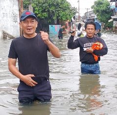 Hujan Deras, Jalan di Kapuk Muara, Penjaringan terendam Banjir 40 cm hingga 50 cm