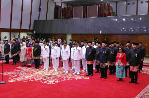 Gubernur Pramono Lantik Sejumlah Pejabat Pemprov DKI, Dari Wali Kota Hingga Kepala Dinas