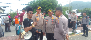 Ribuan Massa Turun Ke Jalan Tuntut Pembentukan Provinsi Pulau Sumbawa, Polisi Bergerak Amankan Situasi