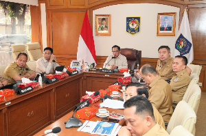 Mendagri Tito Dorong Percepatan Data Rumah Rusak Pascabencana Sumatera