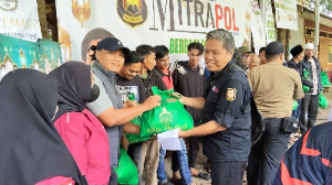 Dari Jakarta ke Tasikmalaya, Mitrapol Peduli Salurkan Ratusan Sembako dan Santuni Anak Yatim
