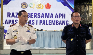 Kakanwil Ditjenpas Sumsel Pimpin Razia Gabungan di Lapas Palembang