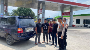 Antisipasi Kelangkaan BBM, Sat Samapta Polres Padang Lawas Atur Lalu Lintas di SPBU Mananti dan Amankan Kendaraan Modifikasi