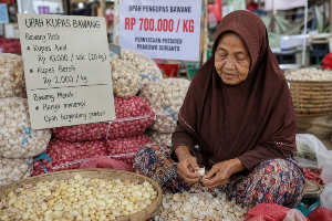 Viral Upah Pengupas Bawang Rp700 Ribu per Kg dalam Pidato Prabowo, Buruh di Solo Bereaksi