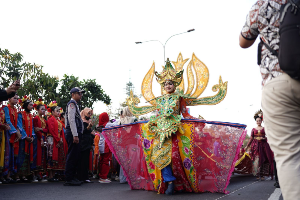 PNBK Jilid III Kota Bekasi di Banjiri Ribuan Warga Tampilkan Parade Budaya Nusantara
