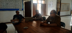 Perkuat Sinergitas, Kapolsek Cirinten Sambangi Kantor Kecamatan dan Temui Camat