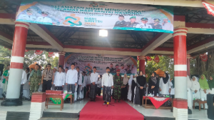 Ribuan Santri Padati Alun-Alun Menes Pandeglang, Camat Luncurkan Program Sigap Belajar dan Magrib Mengaji